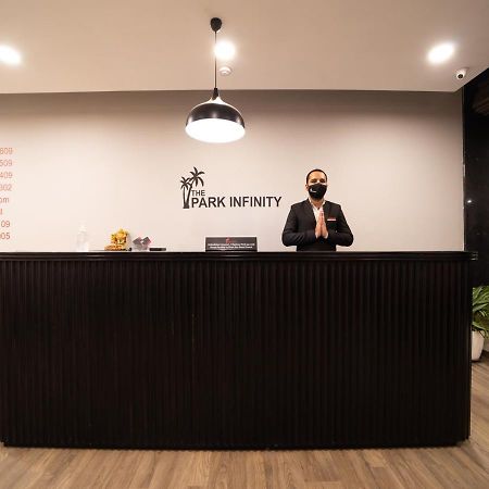 Hotel The Park Infinity Surat Zewnętrze zdjęcie