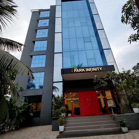 Hotel The Park Infinity Surat Zewnętrze zdjęcie
