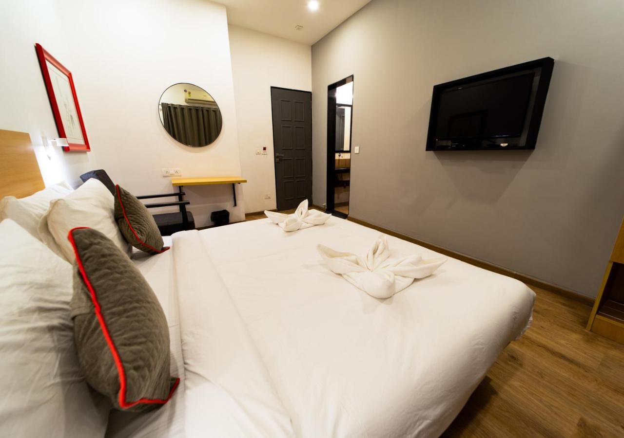 Hotel The Park Infinity Surat Zewnętrze zdjęcie