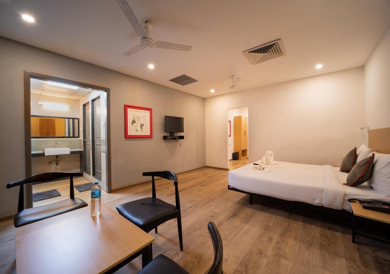 Hotel The Park Infinity Surat Zewnętrze zdjęcie